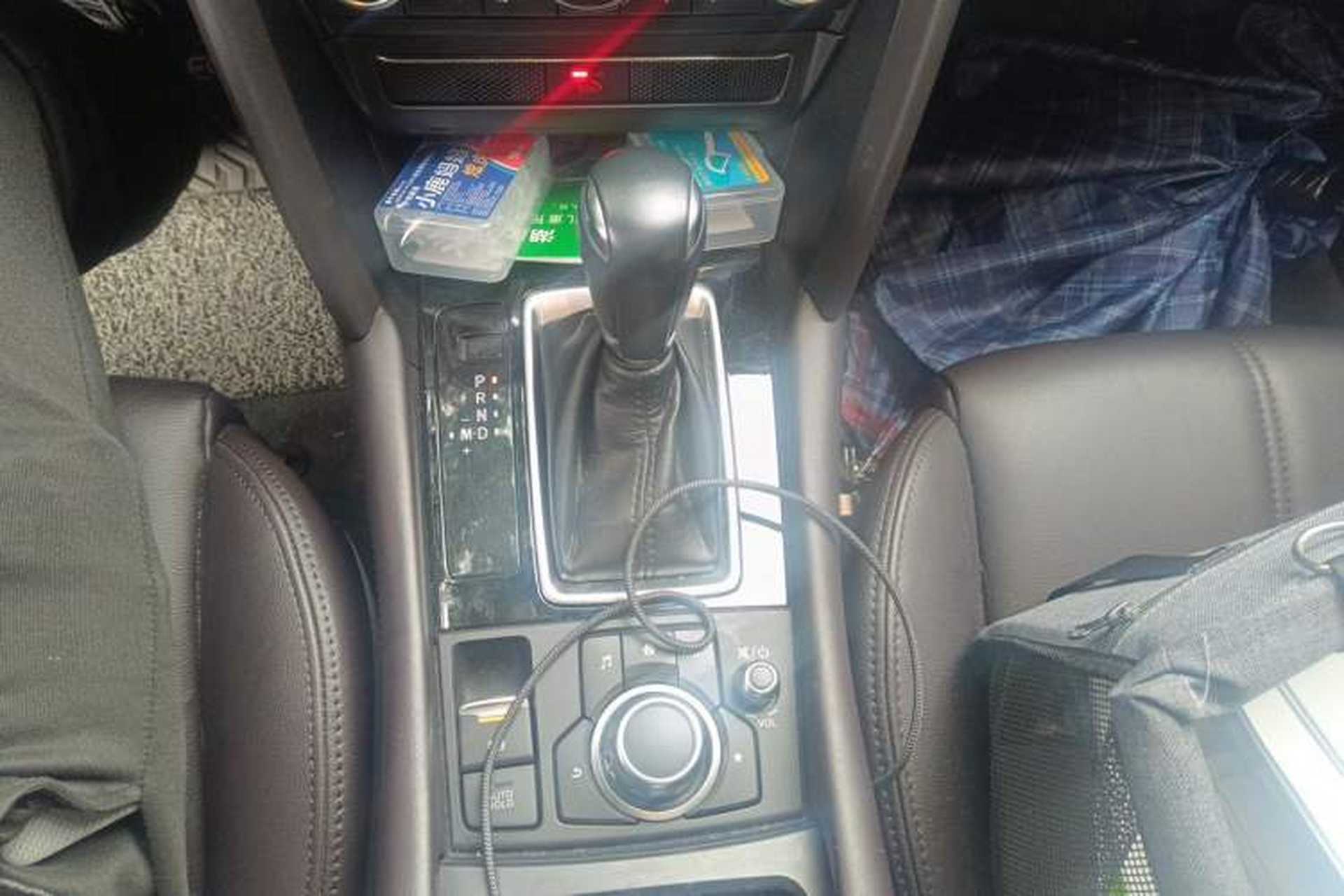 Used Mazda CX-4 2020 2.0L Automatic Two-Wheel Drive Blue Sky Luxury Edition Gear Lever