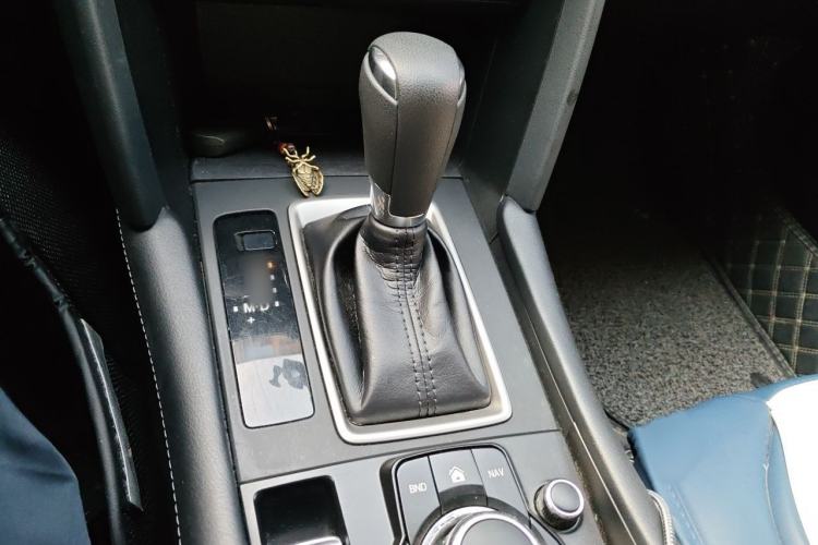 Used Mazda CX-4 2020 2.0L Automatic Two-Wheel Drive Blue Sky Dynamic Edition Gear Lever