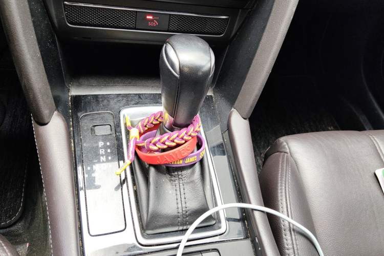 Used Mazda CX-4 2020 2.0L Automatic Two-Wheel Drive Blue Sky Luxury Edition Gear Lever