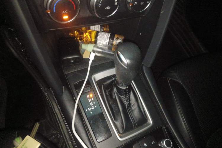 Used Mazda CX-4 2020 2.0L Automatic Two-Wheel Drive Blue Sky Dynamic Edition Gear Lever
