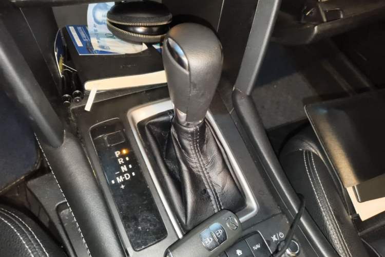Used Mazda CX-4 2020 2.0L Automatic Two-Wheel Drive Blue Sky Dynamic Edition Gear Lever