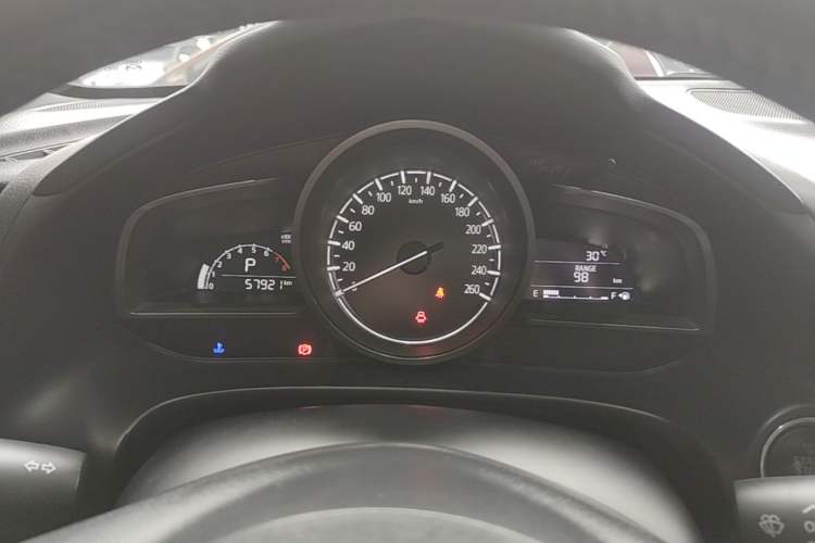 Used Mazda CX-4 2020 2.0L Automatic Two-Wheel Drive Blue Sky Luxury Edition Instrument Cluster