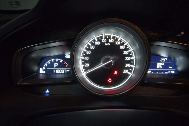 Used Mazda CX-4 2020 2.0L Automatic Two-Wheel Drive Blue Sky Exploration Edition Instrument Cluster
