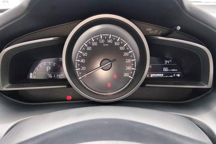 Used Mazda CX-4 2020 2.0L Automatic Two-Wheel Drive Blue Sky Luxury Edition Instrument Cluster