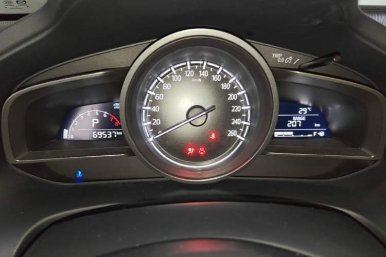 Used Mazda CX-4 2020 2.0L Automatic Two-Wheel Drive Blue Sky Exploration Edition Instrument Cluster