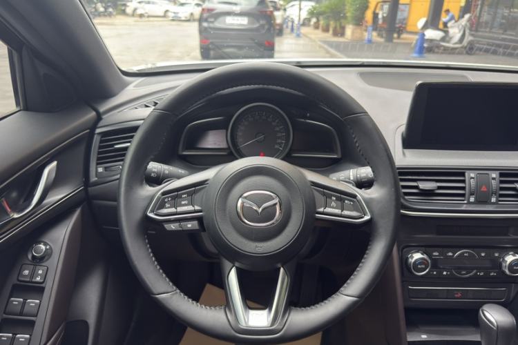 Used Mazda CX-4 2020 2.5L Automatic 2WD Sky-Drive Fun Edition Interior 10