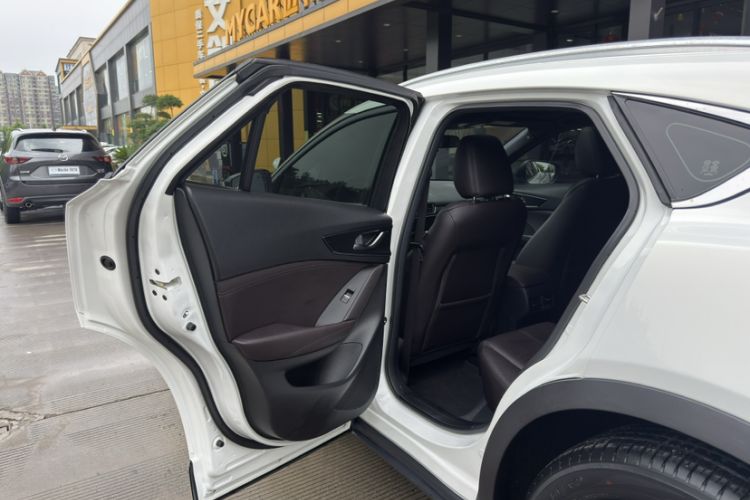 Used Mazda CX-4 2020 2.5L Automatic 2WD Sky-Drive Fun Edition Interior 6