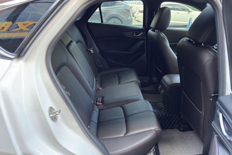 Used Mazda CX-4 2020 2.5L Automatic 2WD Sky-Drive Fun Edition Interior 7