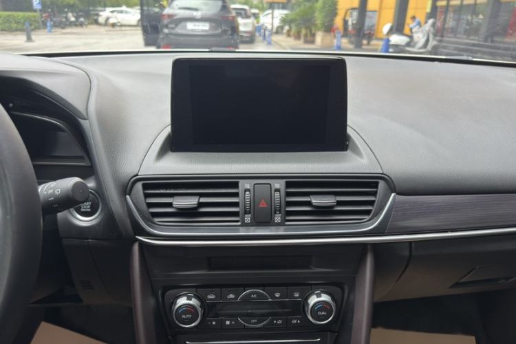 Used Mazda CX-4 2020 2.5L Automatic 2WD Sky-Drive Fun Edition Interior 8