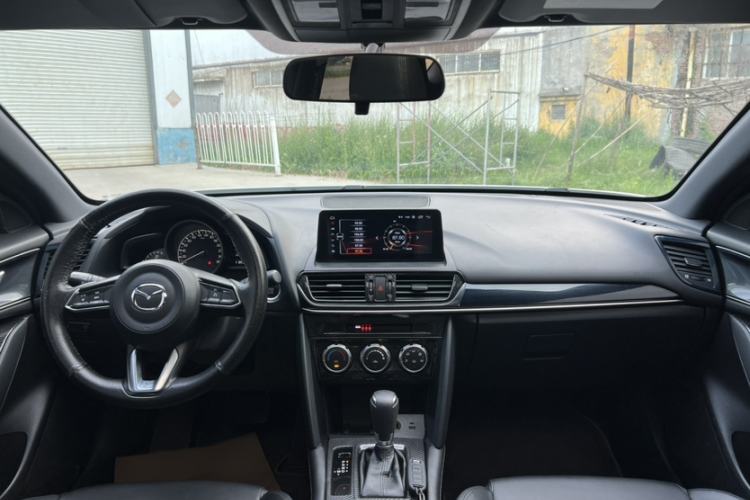 Used Mazda CX-4 2020 2.0L Automatic Two-Wheel Drive Blue Sky Dynamic Edition Interior 9