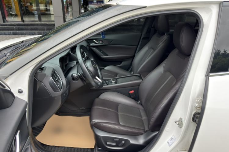 Used Mazda CX-4 2020 2.5L Automatic 2WD Sky-Drive Fun Edition Interior 9