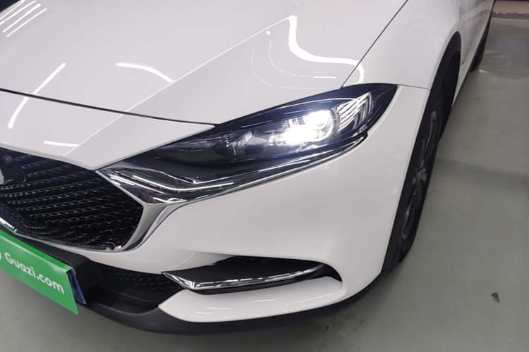 Used Mazda CX-4 2020 2.0L Automatic Two-Wheel Drive Blue Sky Dynamic Edition Left Front Headlight