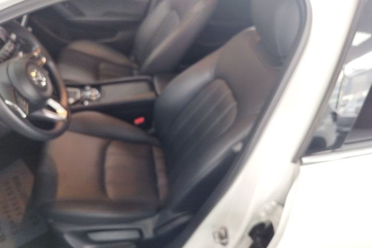Used Mazda CX-4 2020 2.0L Automatic Two-Wheel Drive Blue Sky Dynamic Edition Left Front Seat