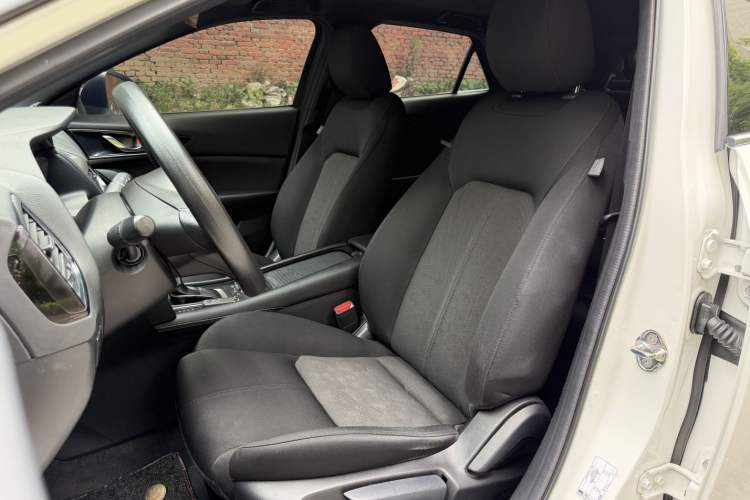 Used Mazda CX-4 2020 2.0L Automatic Two-Wheel Drive Blue Sky Exploration Edition Left Front Seat