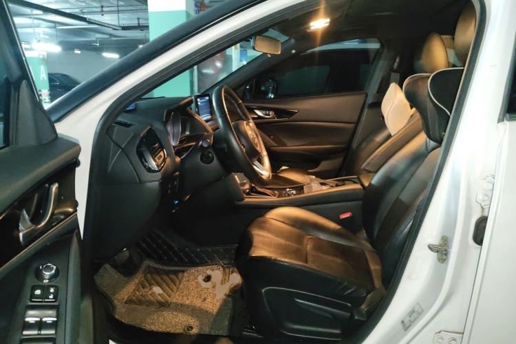 Used Mazda CX-4 2020 2.0L Automatic Two-Wheel Drive Blue Sky Dynamic Edition Left Front Seat