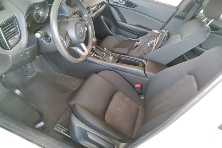 Used Mazda CX-4 2020 2.0L Automatic Two-Wheel Drive Blue Sky Youth Edition Left Front Seat