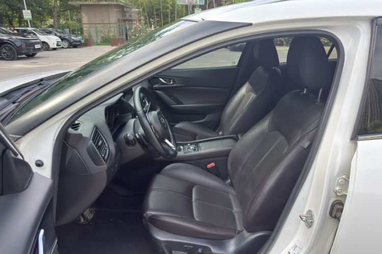 Used Mazda CX-4 2020 2.5L Automatic 2WD Sky-Drive Fun Edition Left Front Seat