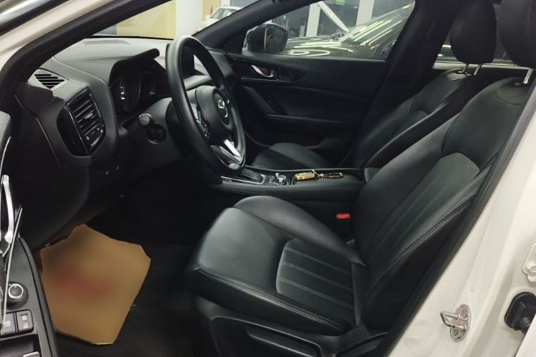 Used Mazda CX-4 2020 2.0L Automatic Two-Wheel Drive Blue Sky Exploration Edition Left Front Seat