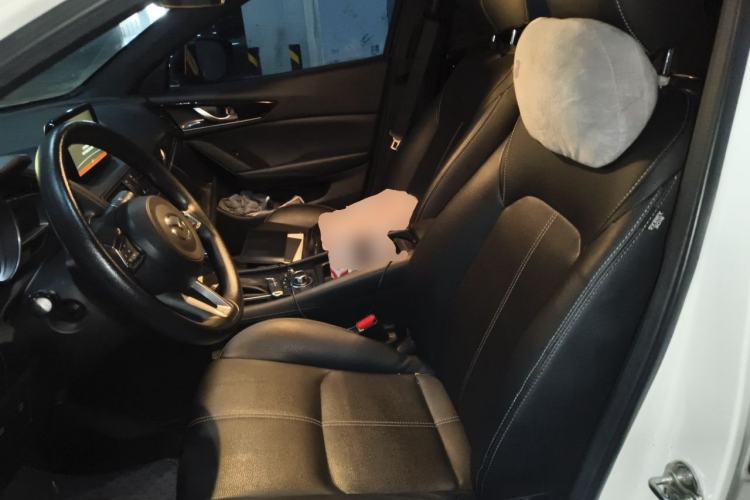 Used Mazda CX-4 2020 2.0L Automatic Two-Wheel Drive Blue Sky Dynamic Edition Left Front Seat