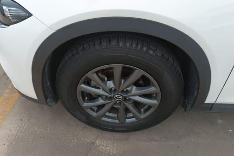 Used Mazda CX-4 2020 2.0L Automatic Two-Wheel Drive Blue Sky Exploration Edition Left Front Wheel Hub