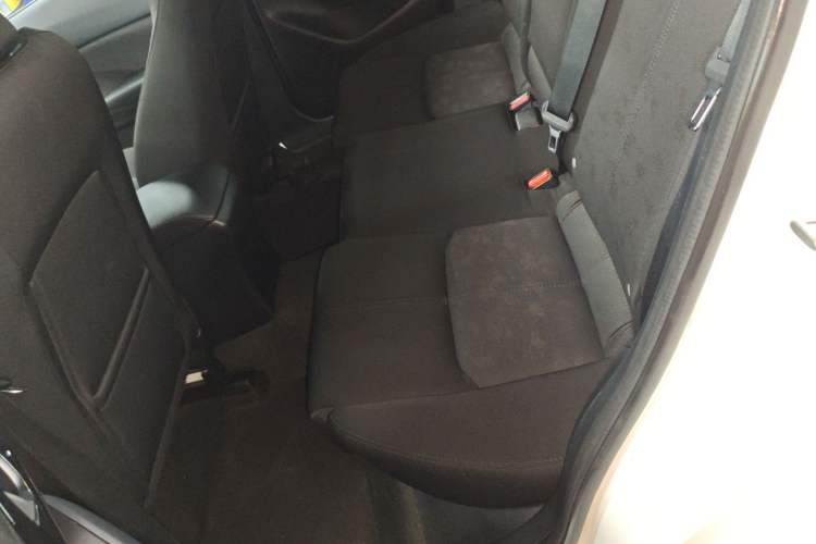 Used Mazda CX-4 2020 2.0L Automatic Two-Wheel Drive Blue Sky Youth Edition Left Rear Seat