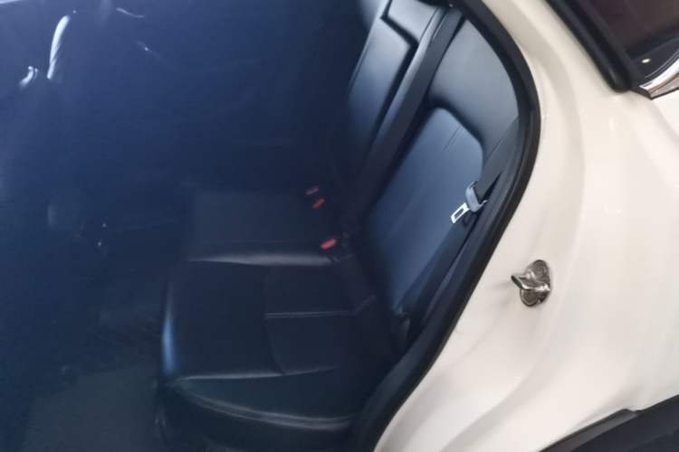 Used Mazda CX-4 2020 2.0L Automatic Two-Wheel Drive Blue Sky Exploration Edition Left Rear Seat