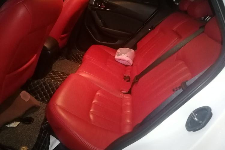 Used Mazda CX-4 2020 2.0L Automatic Two-Wheel Drive Blue Sky Dynamic Edition Left Rear Seat