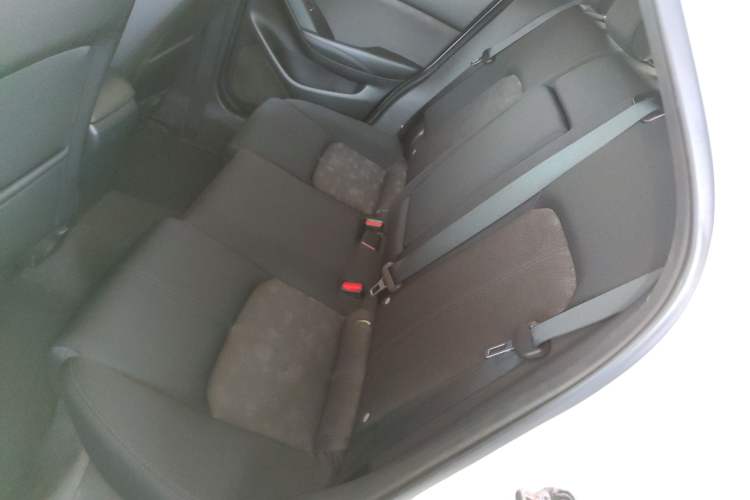 Used Mazda CX-4 2020 2.0L Automatic Two-Wheel Drive Blue Sky Youth Edition Left Rear Seat