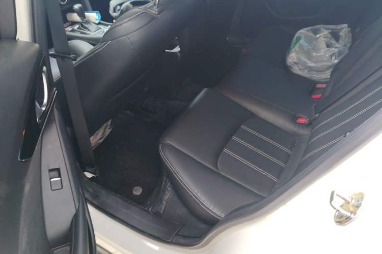 Used Mazda CX-4 2020 2.0L Automatic Two-Wheel Drive Blue Sky Dynamic Edition Left Rear Seat
