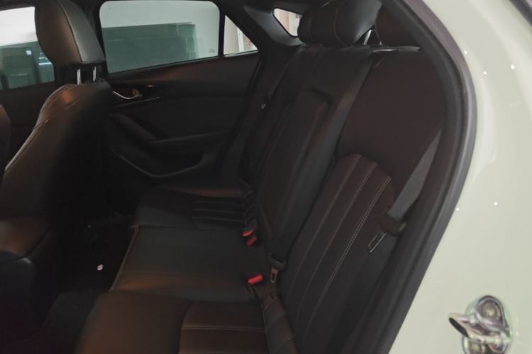 Used Mazda CX-4 2020 2.0L Automatic Two-Wheel Drive Blue Sky Exploration Edition Left Rear Seat