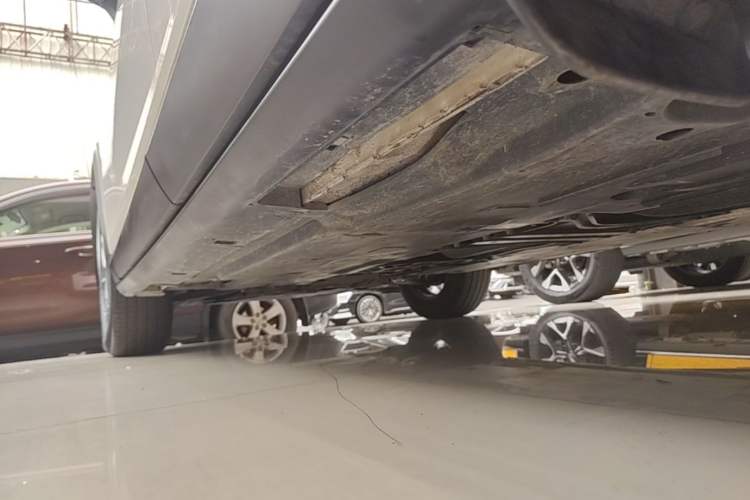 Used Mazda CX-4 2020 2.0L Automatic Two-Wheel Drive Blue Sky Luxury Edition Left Side Sill