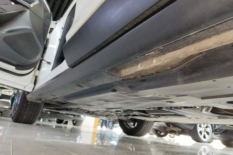 Used Mazda CX-4 2020 2.5L Automatic 2WD Sky-Drive Fun Edition Left Side Sill