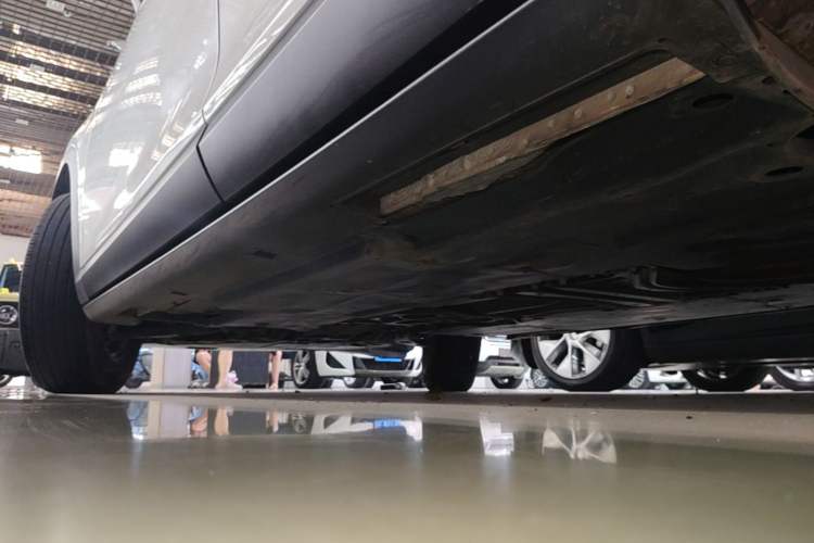 Used Mazda CX-4 2020 2.0L Automatic Two-Wheel Drive Blue Sky Dynamic Edition Left Side Sill