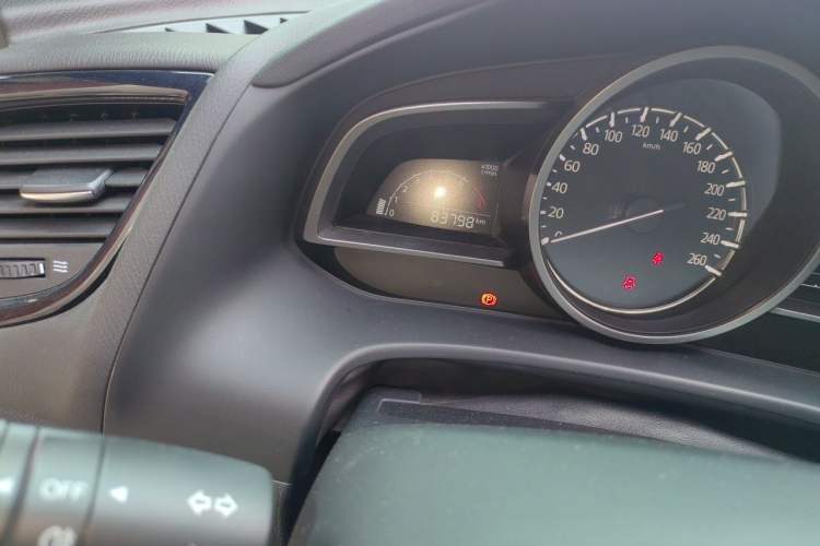 Used Mazda CX-4 2020 2.0L Automatic Two-Wheel Drive Blue Sky Exploration Edition Odometer Close Up