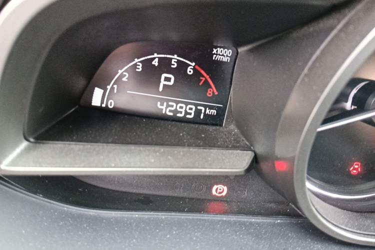 Used Mazda CX-4 2020 2.5L Automatic 2WD Sky-Drive Fun Edition Odometer Close Up