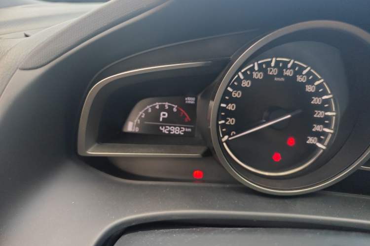Used Mazda CX-4 2020 2.5L Automatic 2WD Sky-Drive Fun Edition Odometer Close Up