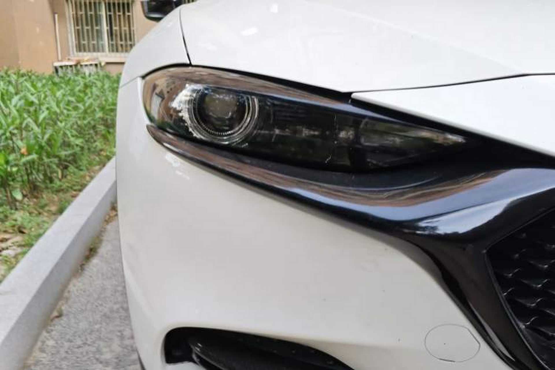 Used Mazda CX-4 2020 2.0L Automatic Two-Wheel Drive Blue Sky Dynamic Edition Right Front Headlight