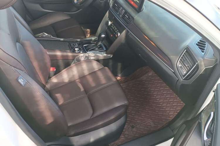 Used Mazda CX-4 2020 2.5L Automatic 2WD Sky-Drive Fun Edition Right Front Seat