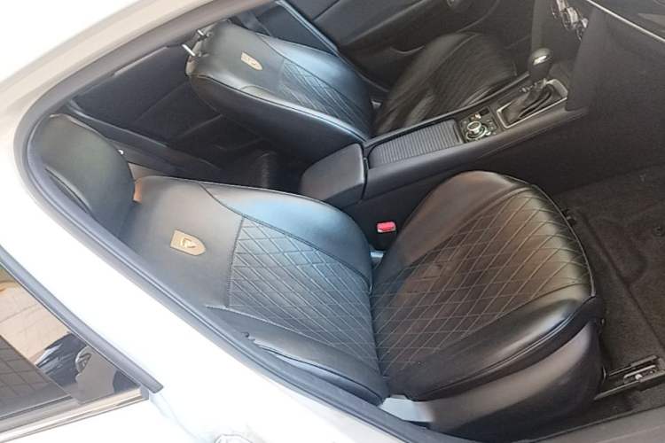 Used Mazda CX-4 2020 2.0L Automatic Two-Wheel Drive Blue Sky Dynamic Edition Right Front Seat