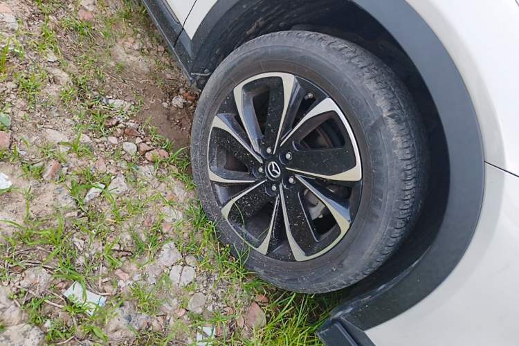 Used Mazda CX-4 2020 2.5L Automatic 4x4 Sky Blue Passion Edition Right Front Wheel Hub