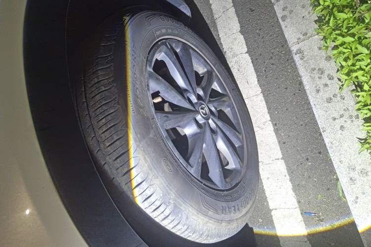 Used Mazda CX-4 2020 2.0L Automatic Two-Wheel Drive Blue Sky Dynamic Edition Right Front Wheel Hub