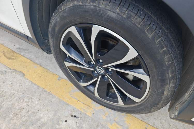 Used Mazda CX-4 2020 2.5L Automatic 2WD Sky-Drive Fun Edition Right Front Wheel Hub