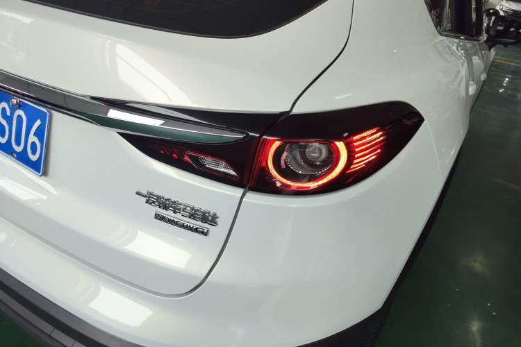 Used Mazda CX-4 2020 2.0L Automatic Two-Wheel Drive Blue Sky Dynamic Edition Right Rear Taillight