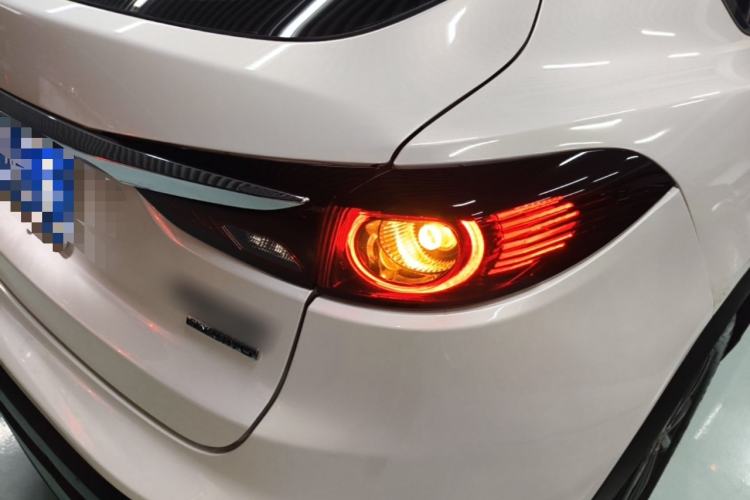 Used Mazda CX-4 2020 2.0L Automatic Two-Wheel Drive Blue Sky Exploration Edition Right Rear Taillight