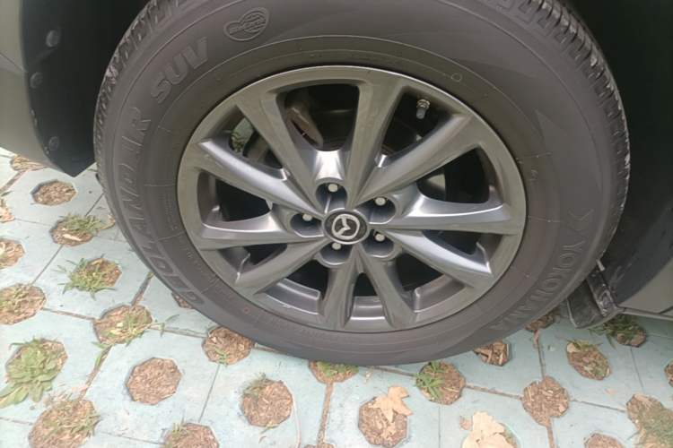 Used Mazda CX-4 2020 2.0L Automatic Two-Wheel Drive Blue Sky Dynamic Edition Right Rear Wheel Hub