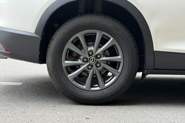 Used Mazda CX-4 2020 2.0L Automatic Two-Wheel Drive Blue Sky Exploration Edition Right Rear Wheel Hub