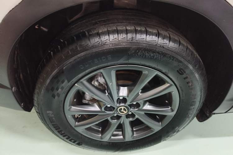 Used Mazda CX-4 2020 2.0L Automatic Two-Wheel Drive Blue Sky Exploration Edition Right Rear Wheel Hub