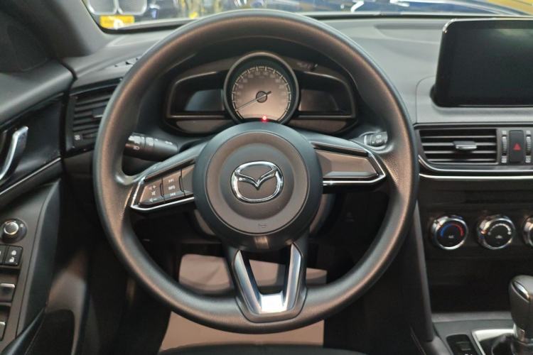 Used Mazda CX-4 2020 2.0L Automatic Two-Wheel Drive Blue Sky Youth Edition Steering Wheel