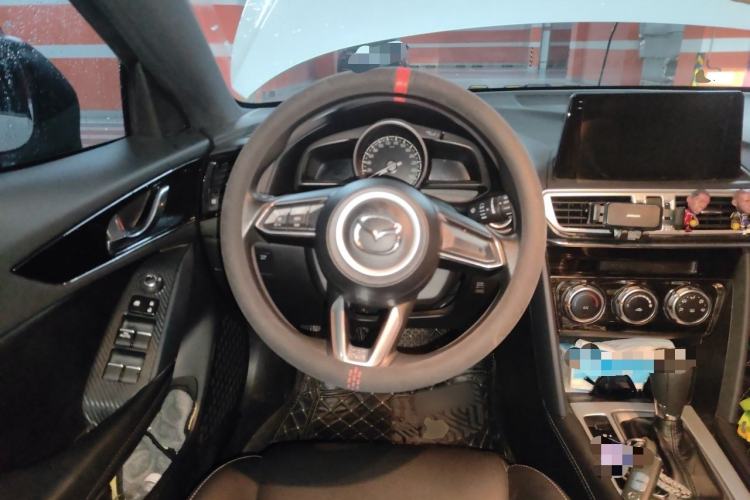 Used Mazda CX-4 2020 2.0L Automatic Two-Wheel Drive Blue Sky Dynamic Edition Steering Wheel