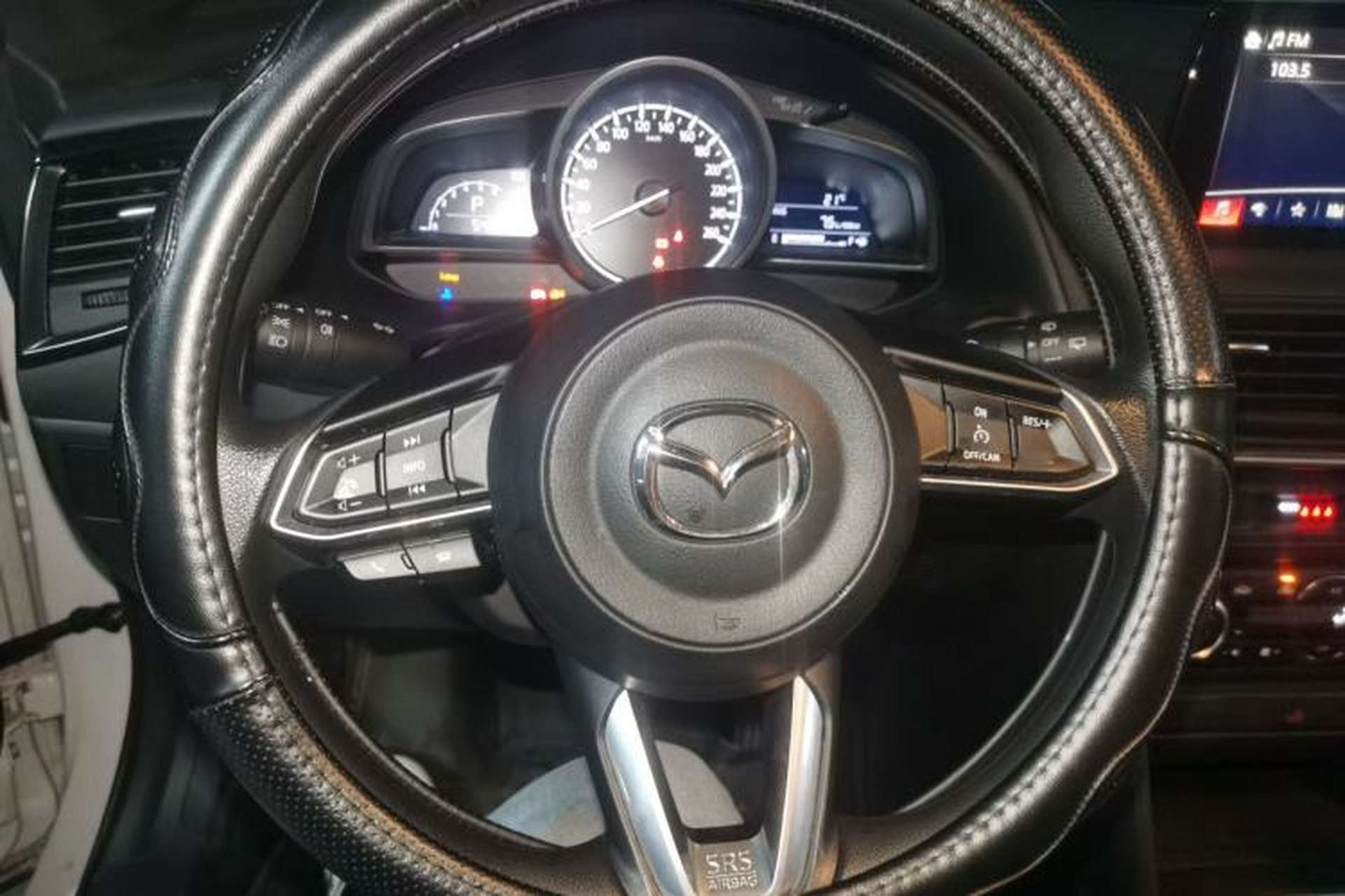 Used Mazda CX-4 2020 2.0L Automatic Two-Wheel Drive Blue Sky Luxury Edition Steering Wheel
